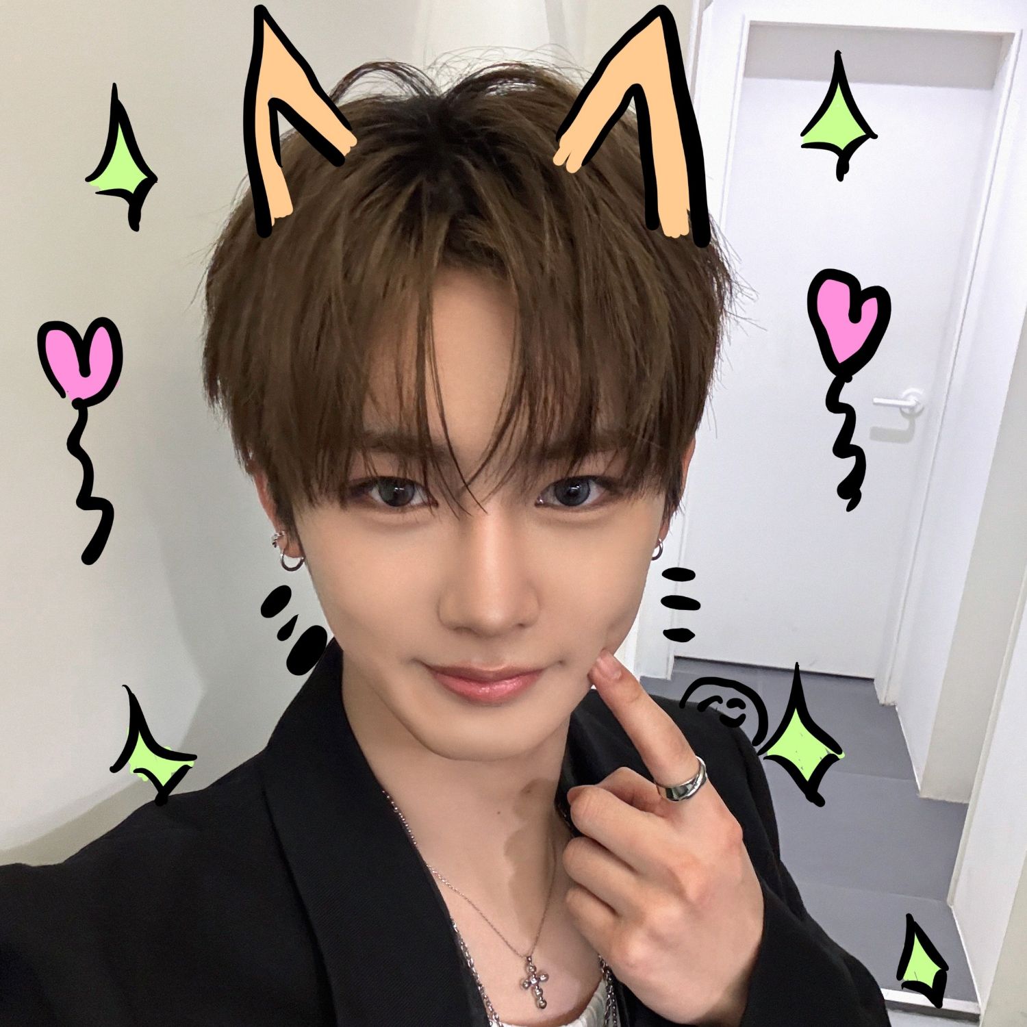 Behind-the-scenes cut of Zhou Anxin (ALPHA DRIVE ONE)