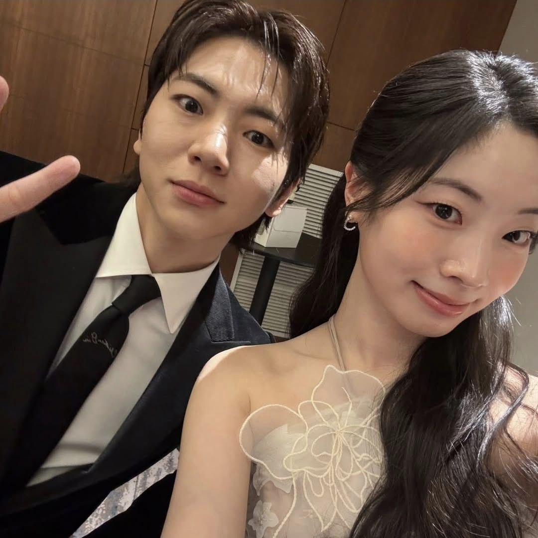 TWICE의 비하인드 컷