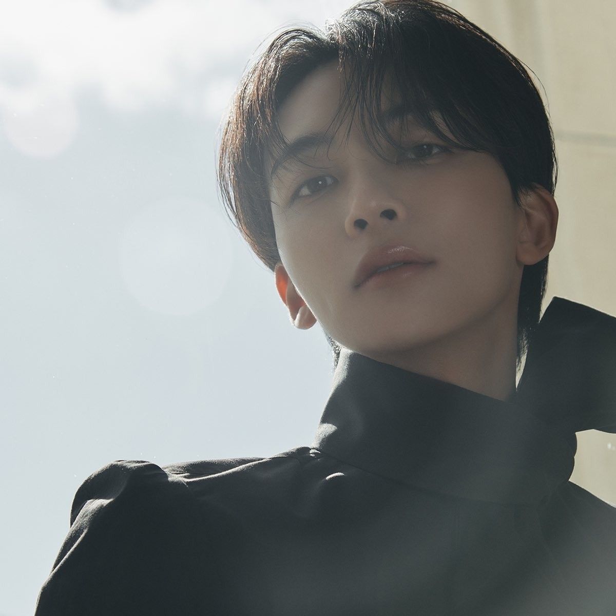 Recent activity shot of Jeonghan (SEVENTEEN)