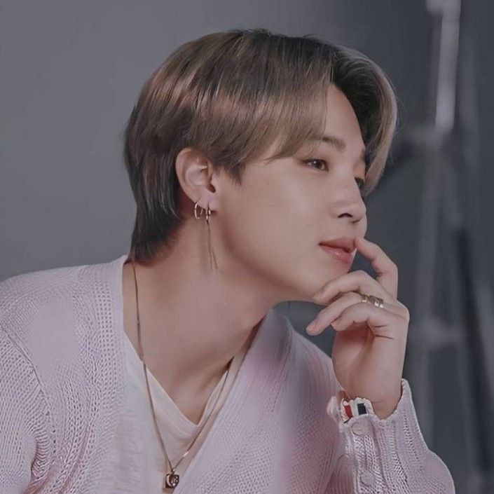 Foto aktivitas terbaru Jimin (BTS)
