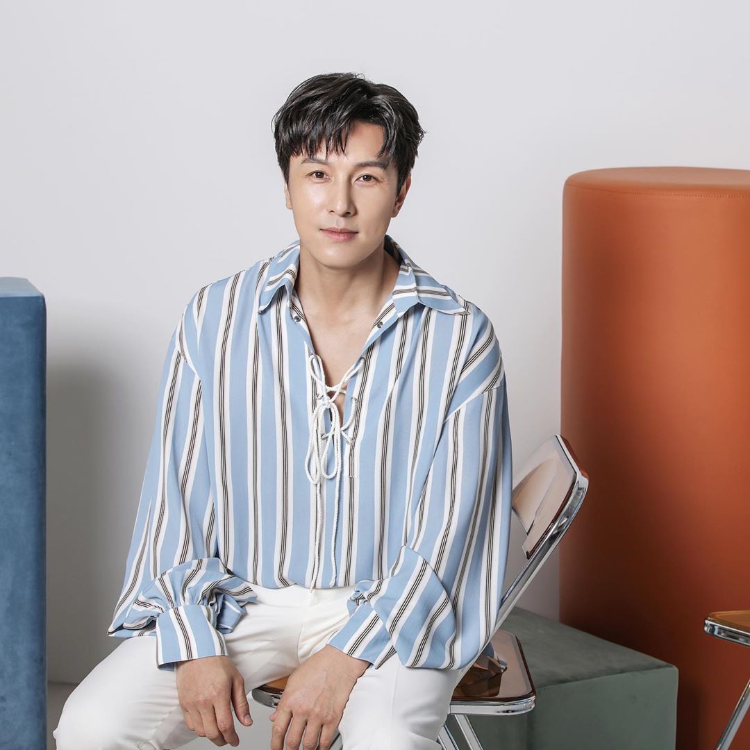 A moment captured by Kim Dongwan (SHINHWA)'s fan