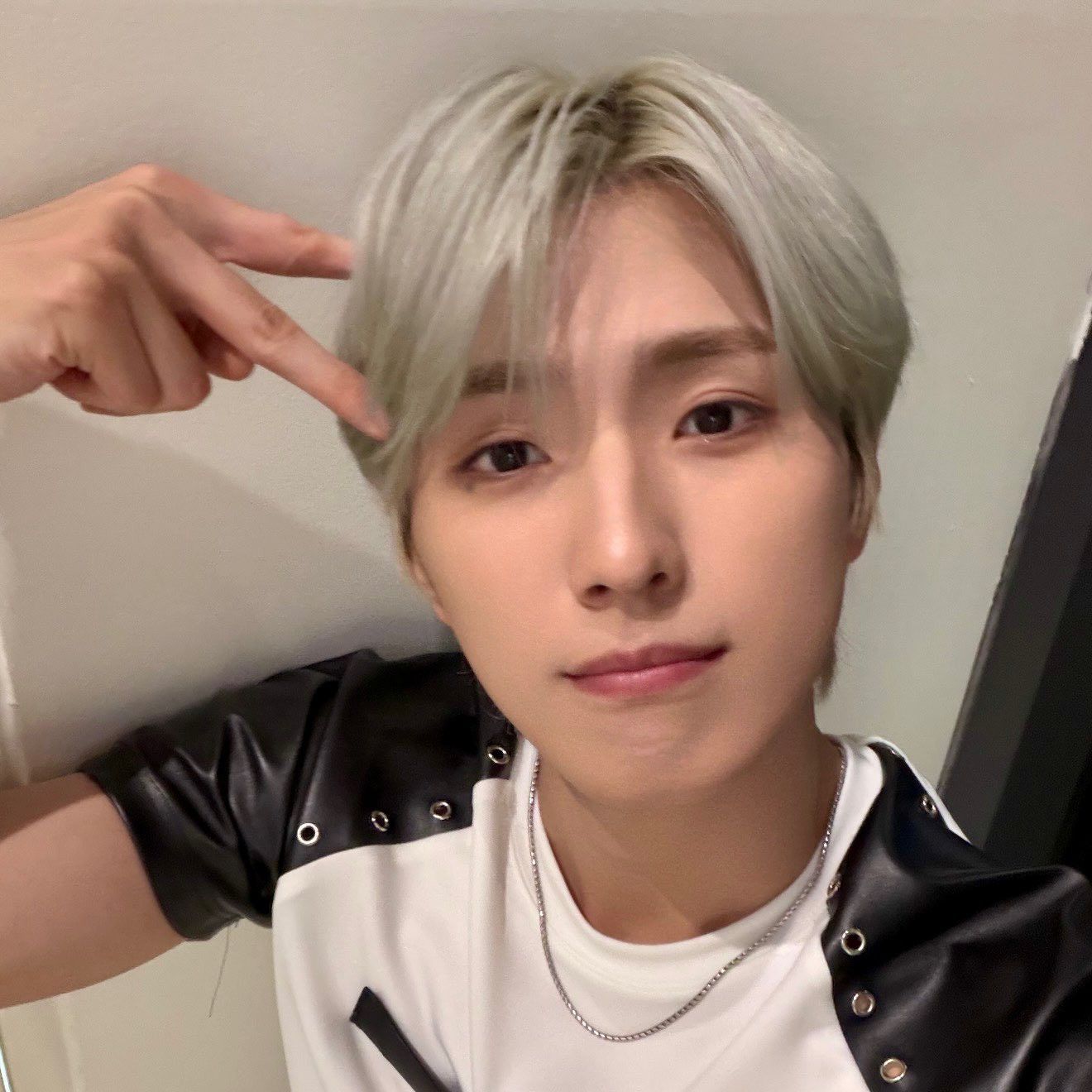A moment captured by Yonghee (CIX)'s fan