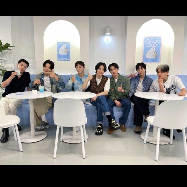 A moment captured by EXO's fan