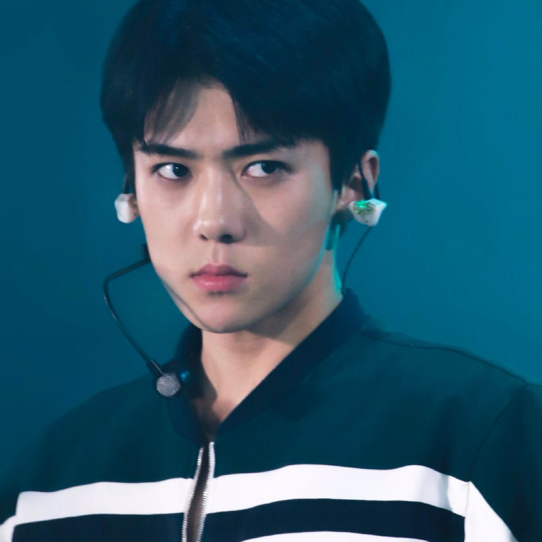 A moment captured by Sehun (EXO)'s fan