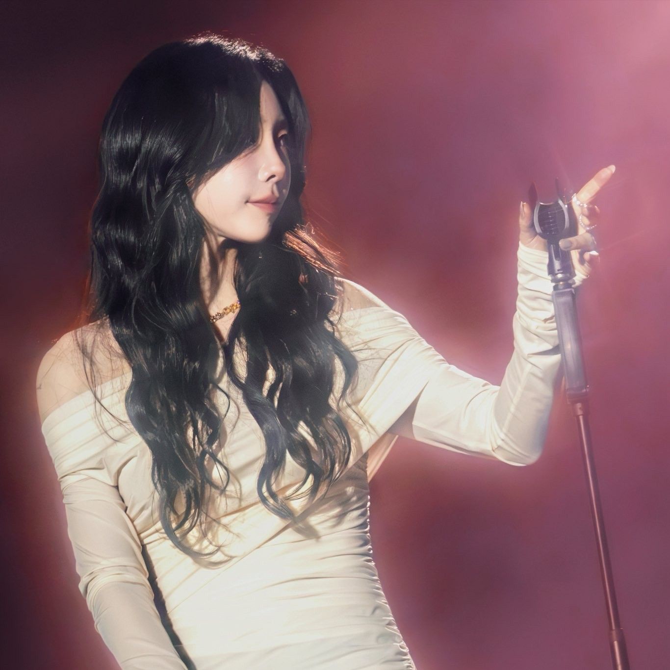 Behind-the-scenes cut of Taeyeon (Girls' Generation)