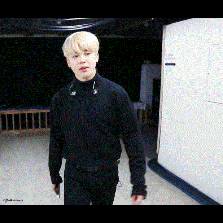 A moment captured by Jimin (BTS)'s fan