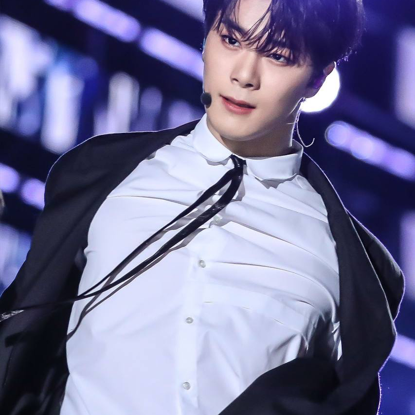 A moment captured by Moonbin (ASTRO)'s fan