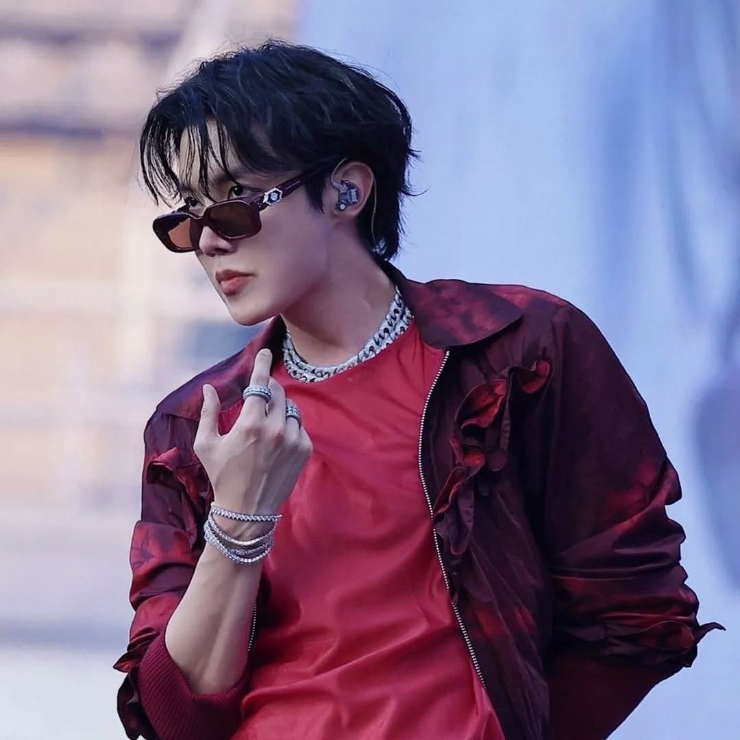 j-hope (BTS)の舞台裏ショット