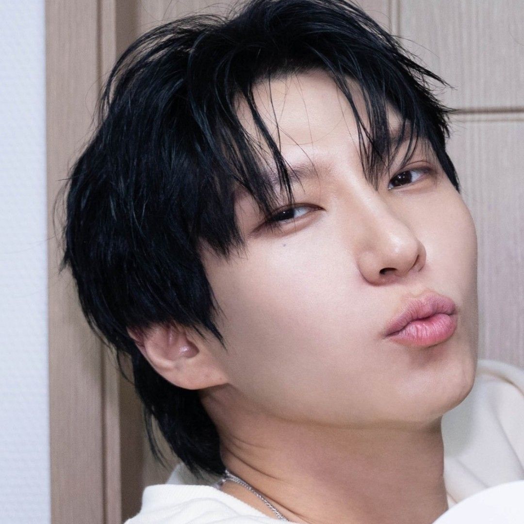 Postingan bintang K-pop yang paling disorot saat ini