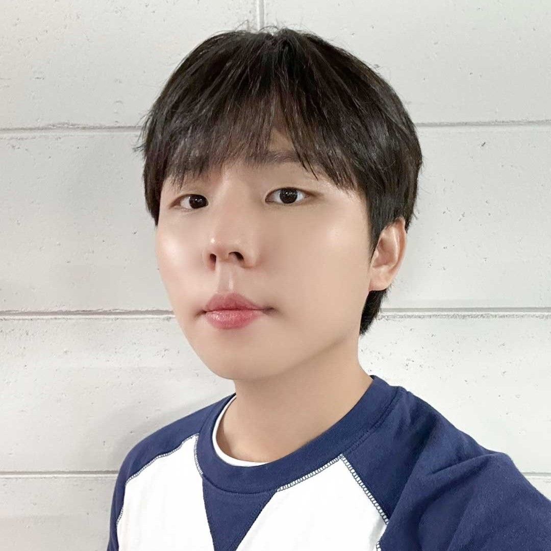Recent activity shot of Jung Seunghwan