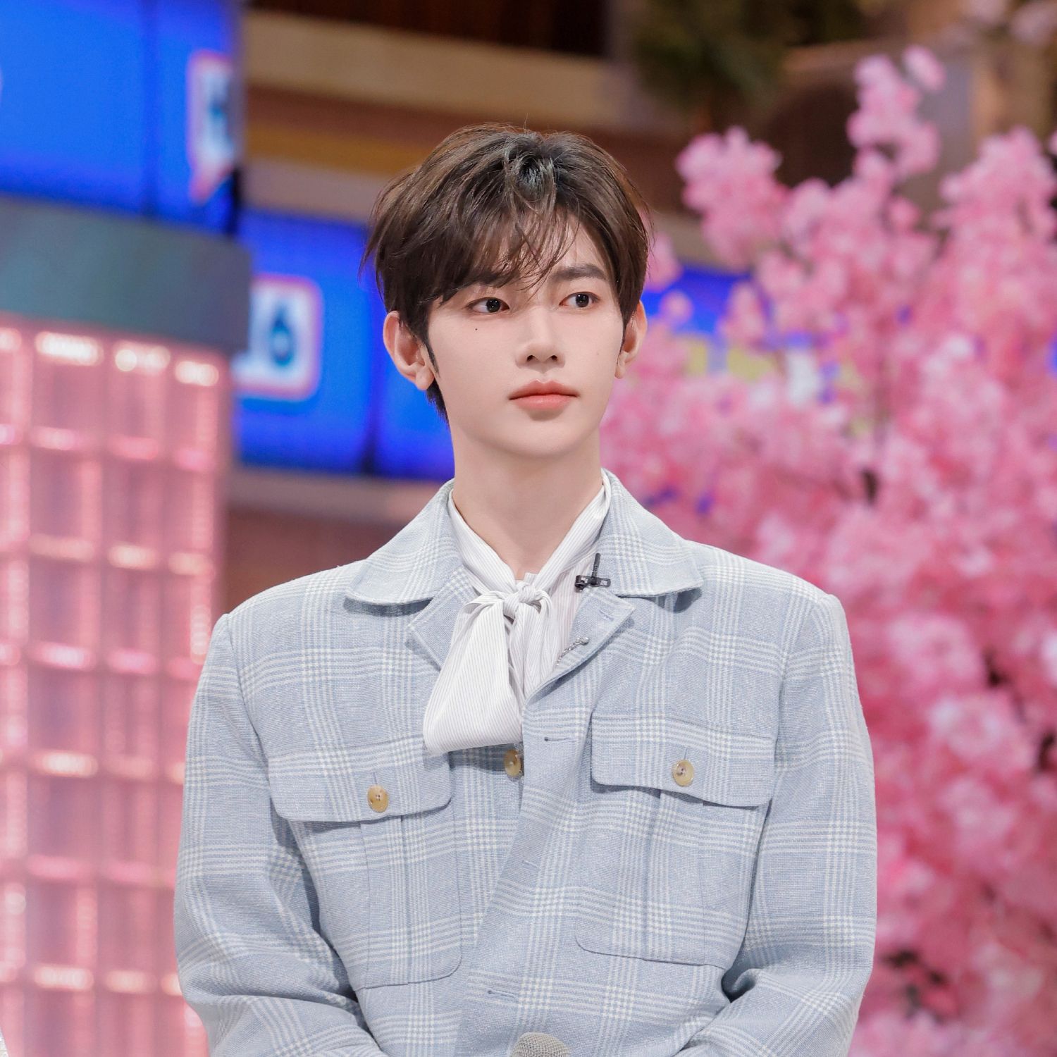 장하오 (제로베이스원)의 비하인드 컷