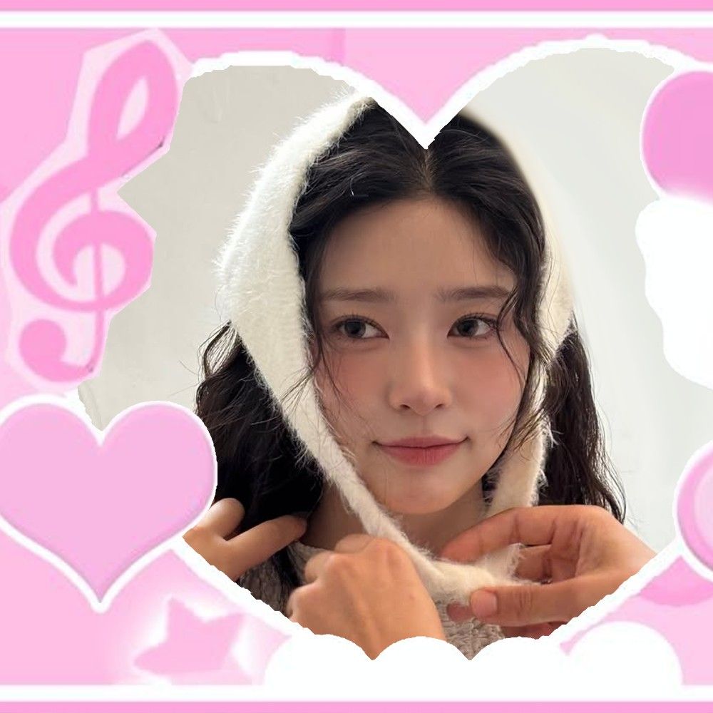 A moment captured by Kim Minju's fan