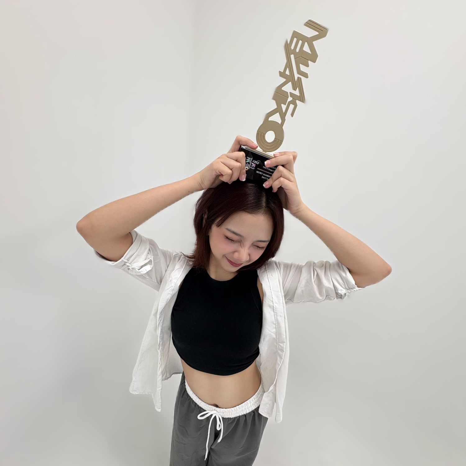 SECRET NUMBER的幕後花絮