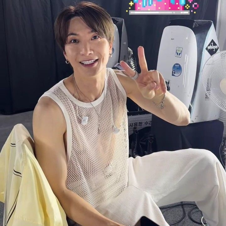 Latest photo of Super Junior