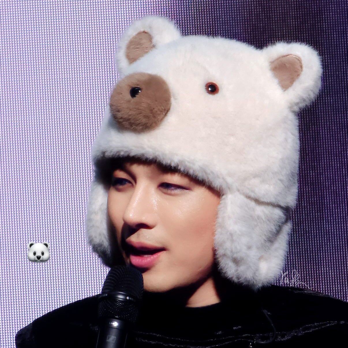 Recent activity shot of Taeyang (BIGBANG)