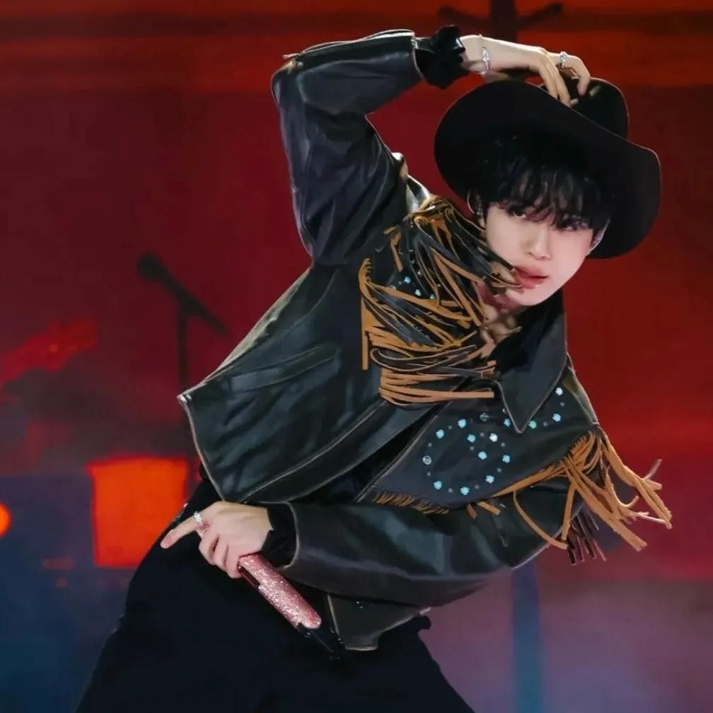 Potret di balik layar Jin (BTS)