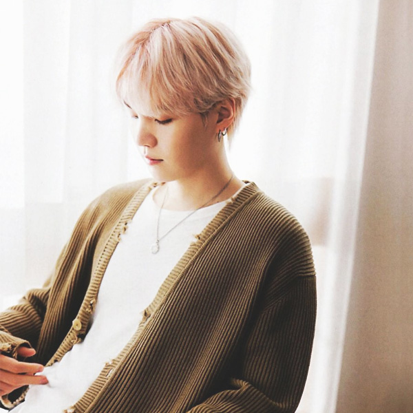 SUGA (防彈少年團)粉絲拍下的瞬間