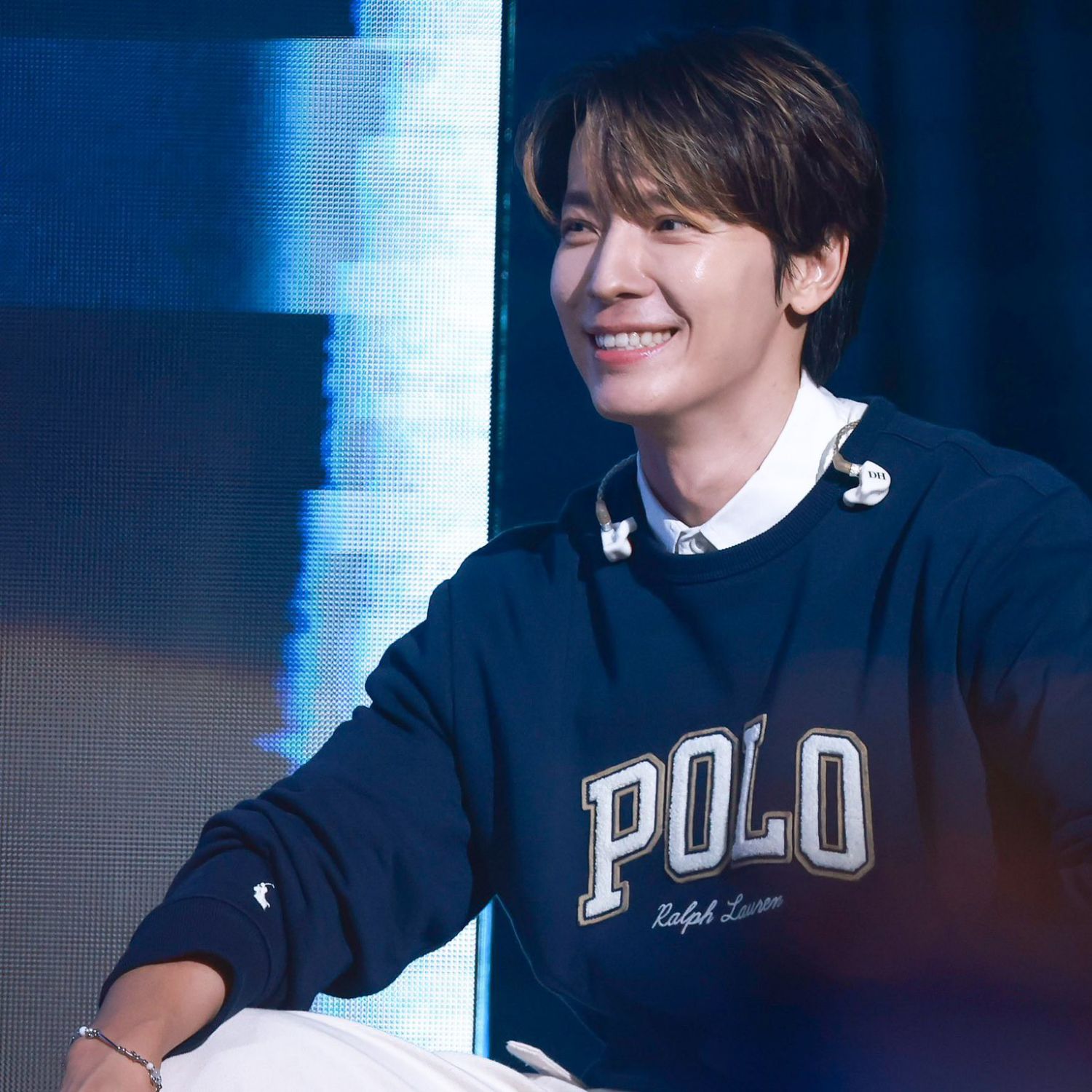 Latest photo of Donghae (Super Junior)