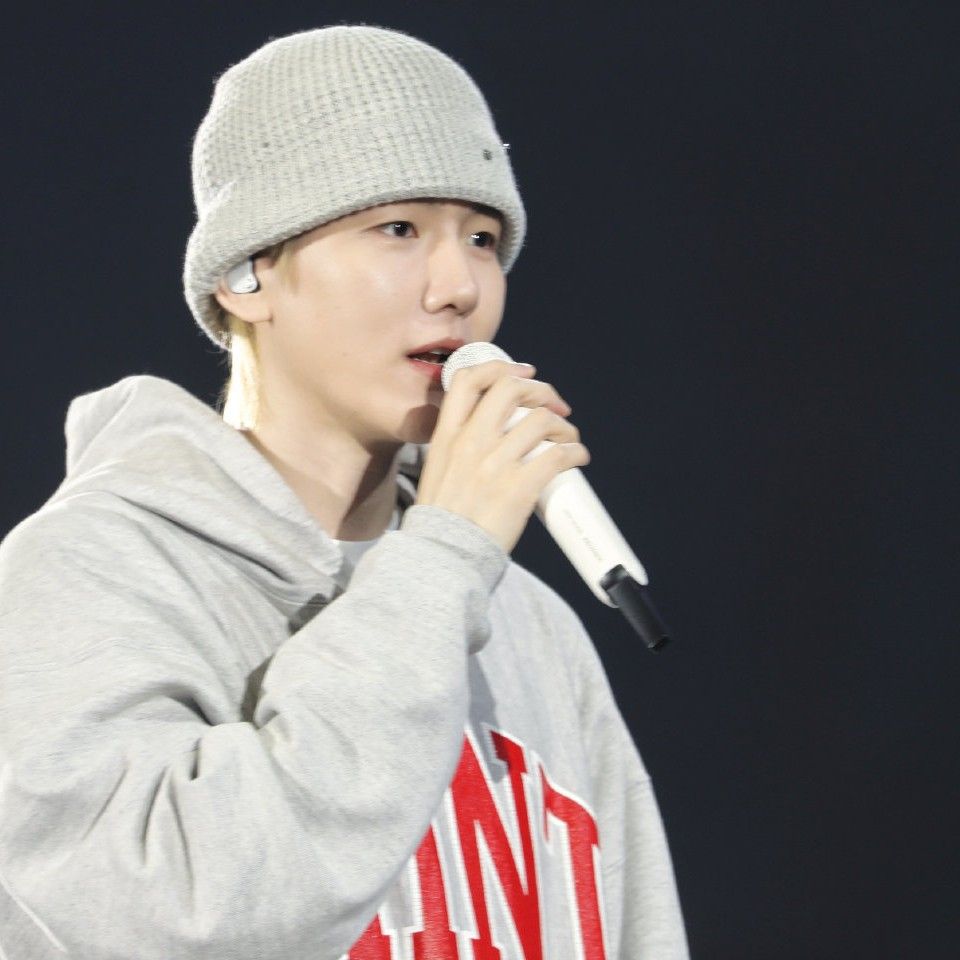 Recent activity shot of Baekhyun (EXO)