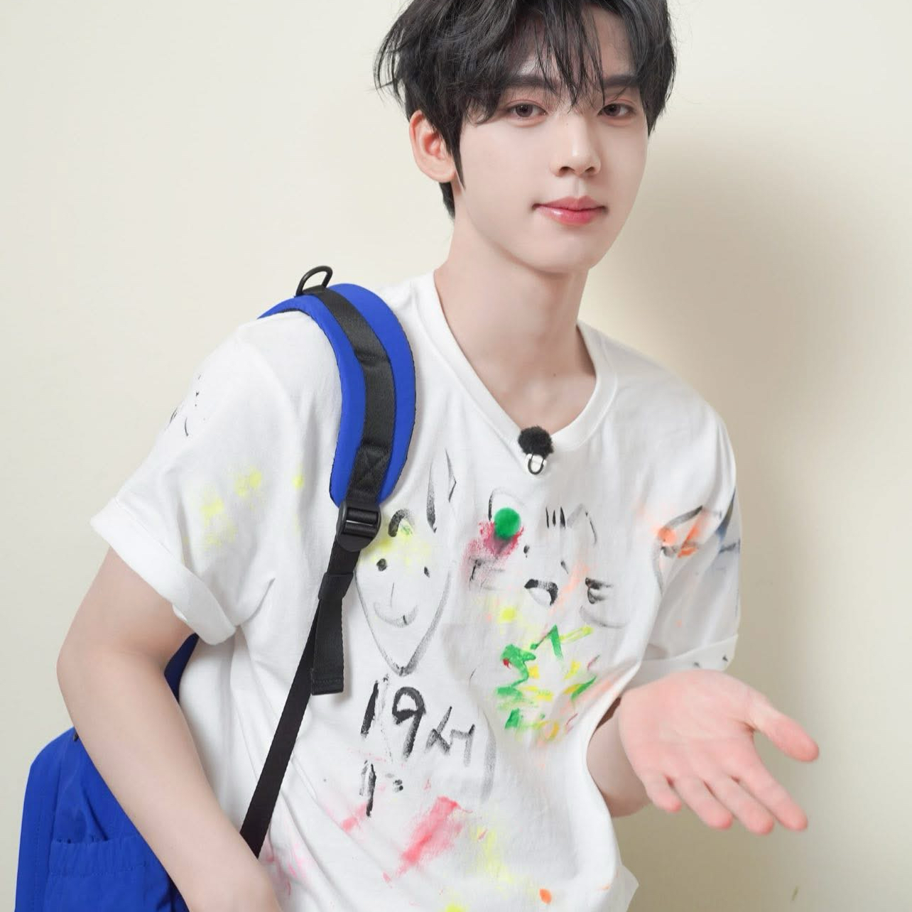 Behind-the-scenes cut of Han Yujin (ZEROBASEONE)
