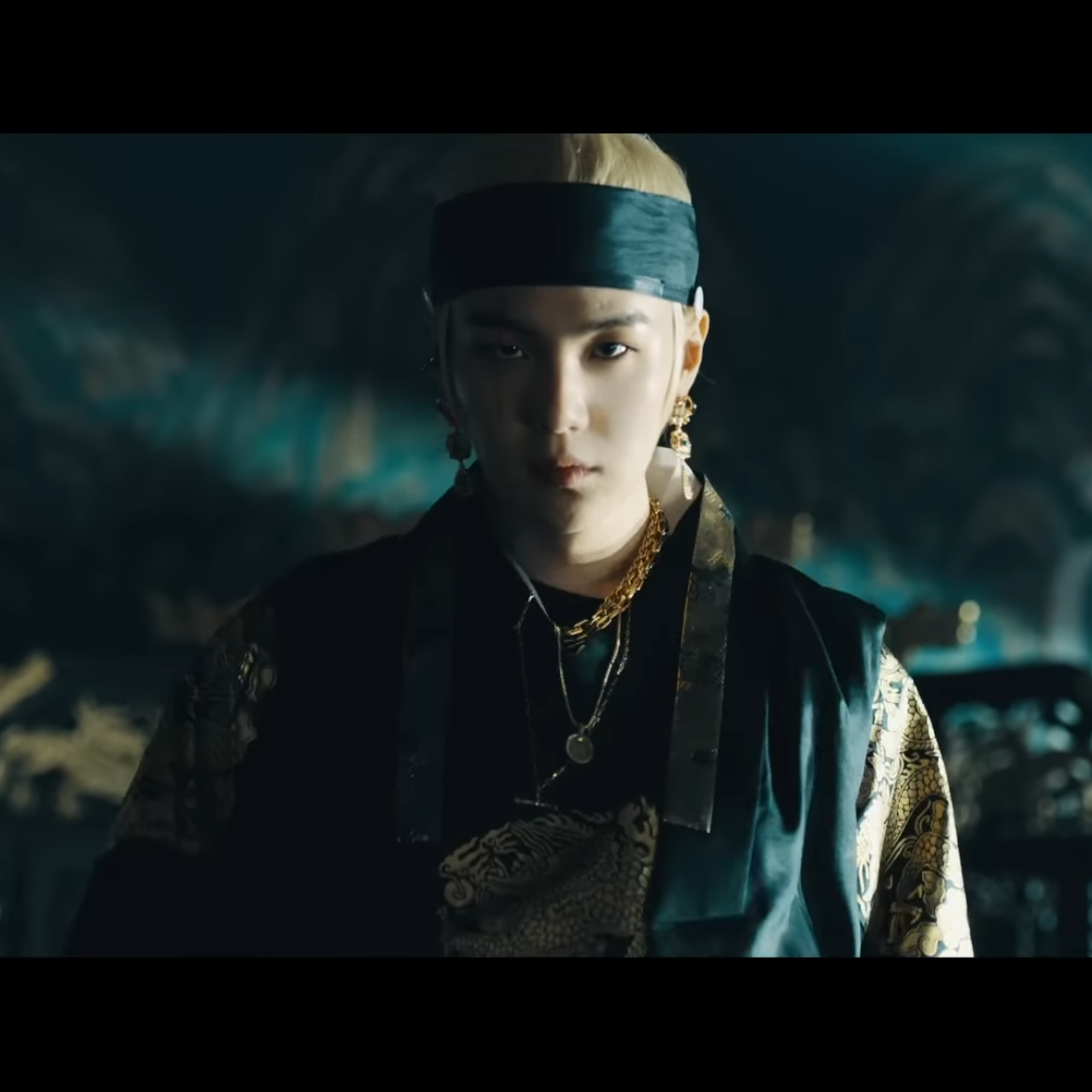 SUGA (防弹少年团)的幕后花絮