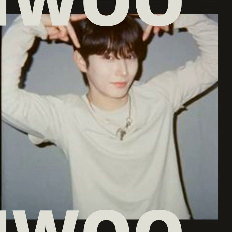 A moment captured by Ziwoo's fan