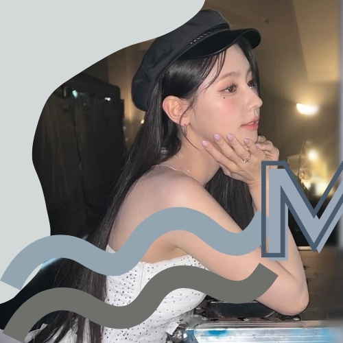A moment captured by Miyeon (i-dle)'s fan