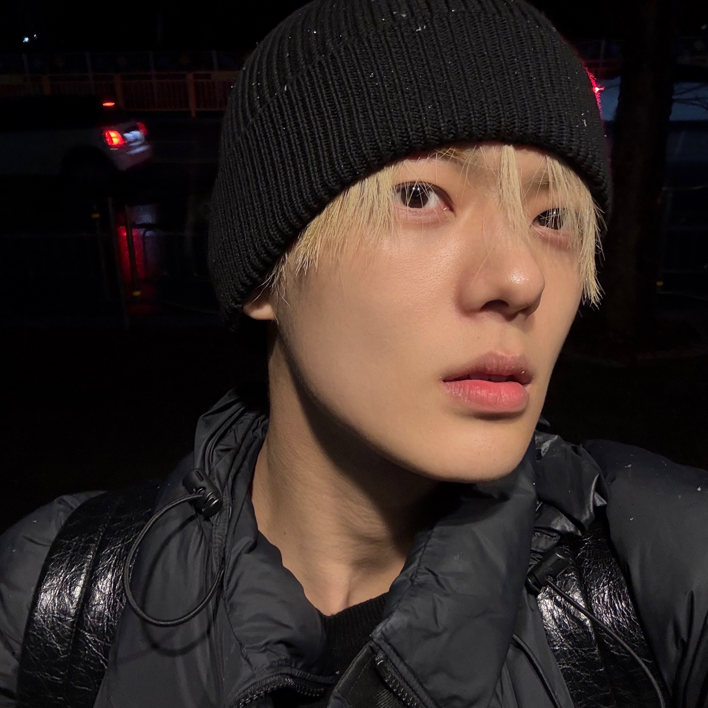 Behind-the-scenes cut of LEEJEONG (WHIB)