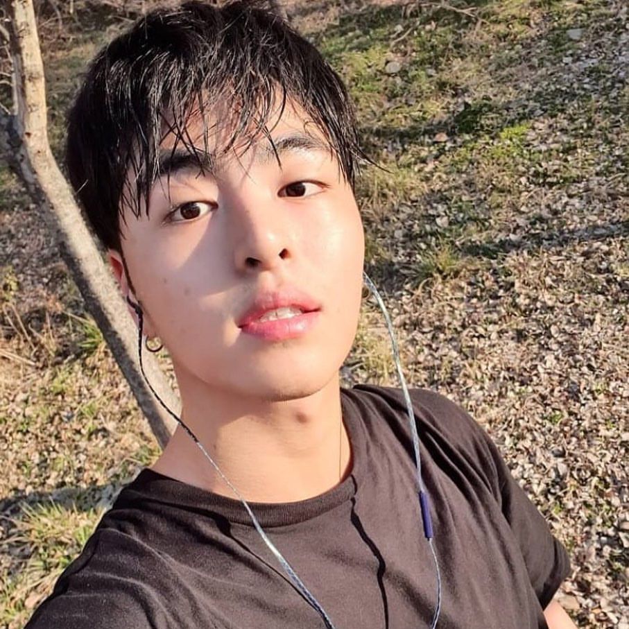 Momen yang diabadikan oleh penggemar JU-NE (iKON)