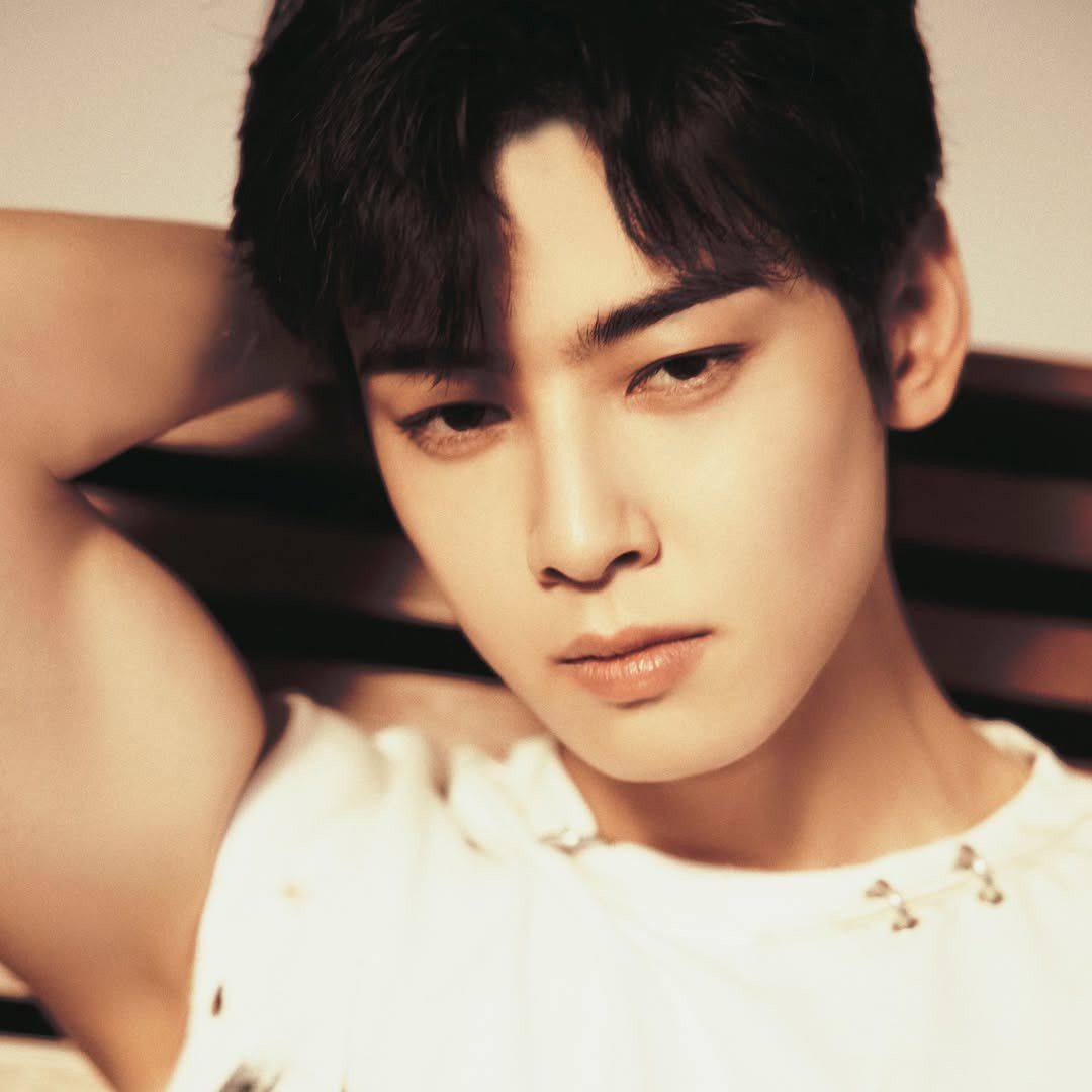 차은우 (아스트로)의 비하인드 컷