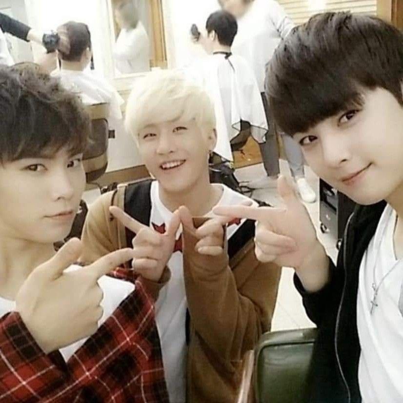 Behind-the-scenes cut of Sanha (ASTRO)