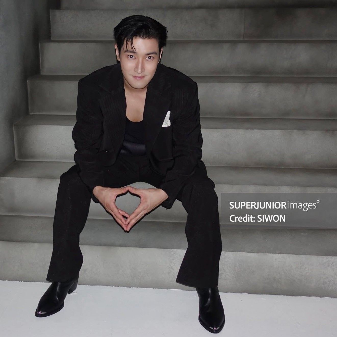 Latest photo of Siwon (Super Junior)