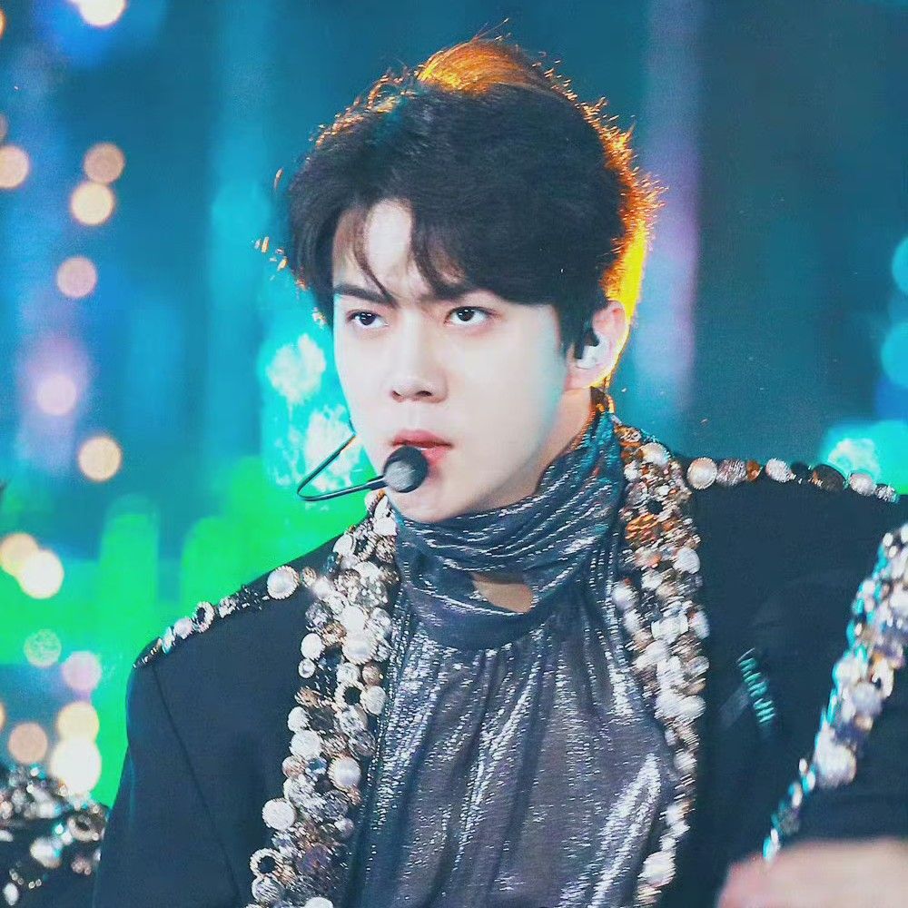 A moment captured by Sehun (EXO)'s fan