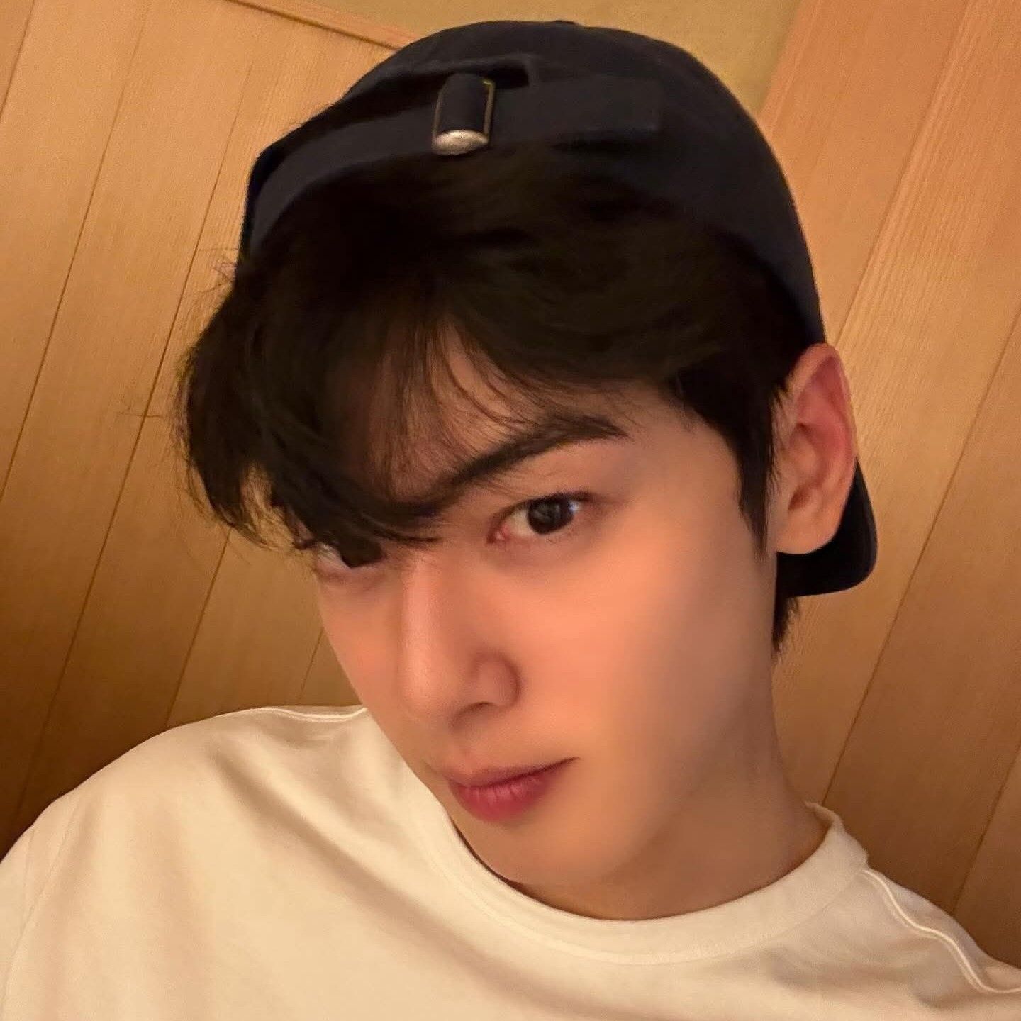 라키의 최신 사진