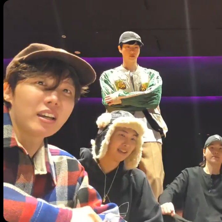 제이홉 (방탄소년단)의 비하인드 컷