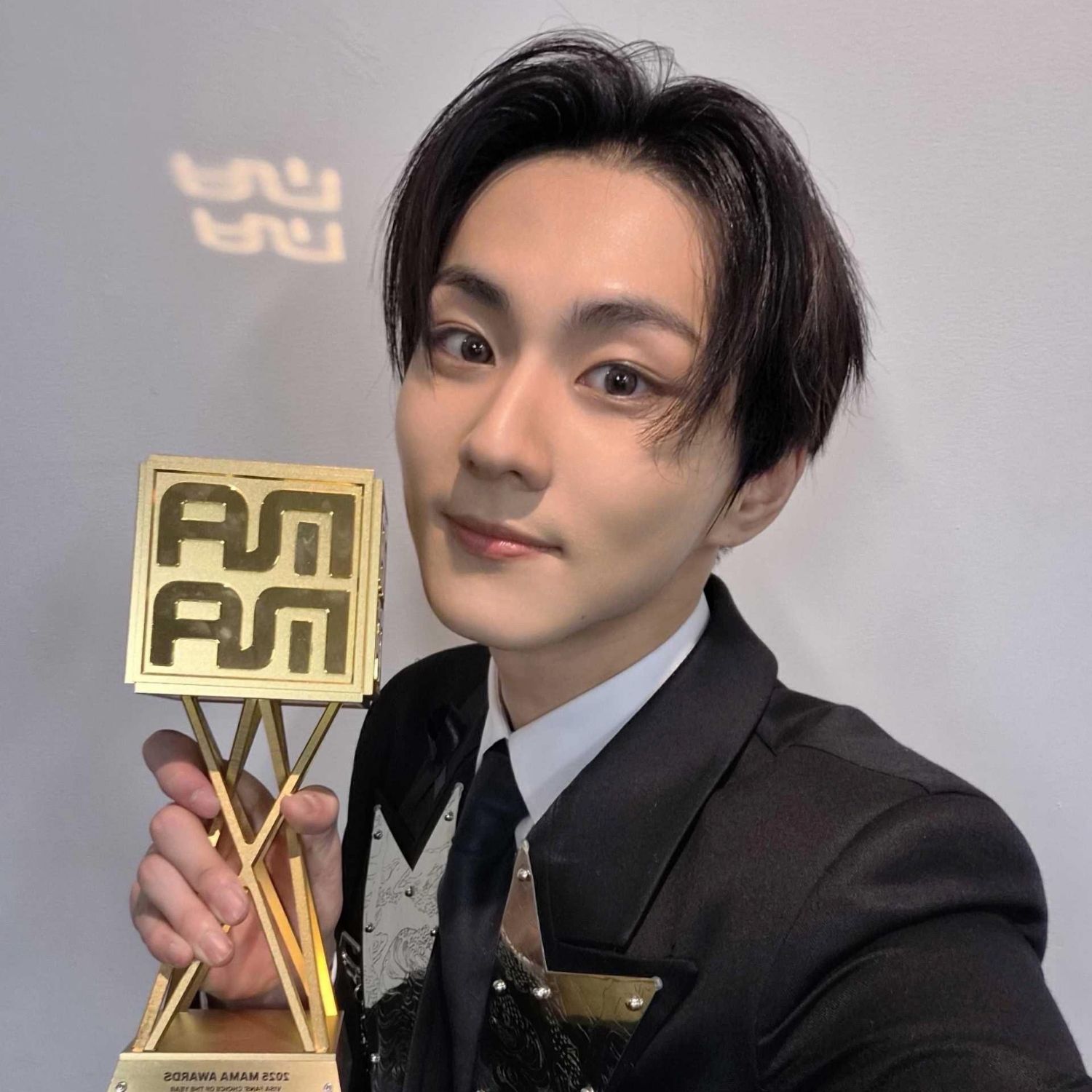 A moment captured by Jungwon (ENHYPEN)'s fan