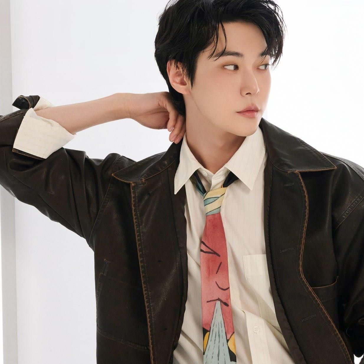 Latest photo of Doyoung (NCT 127)