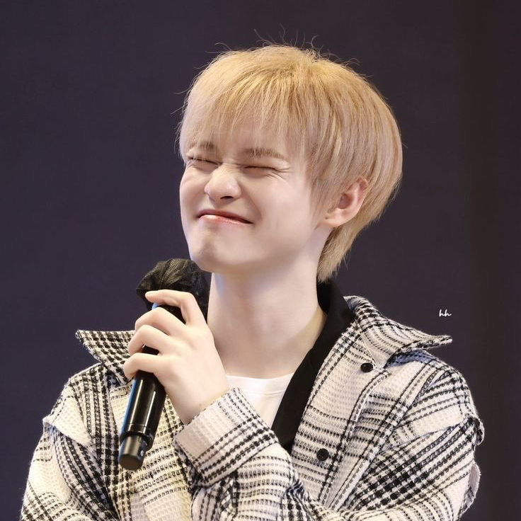Behind-the-scenes cut of Chenle (NCT DREAM)