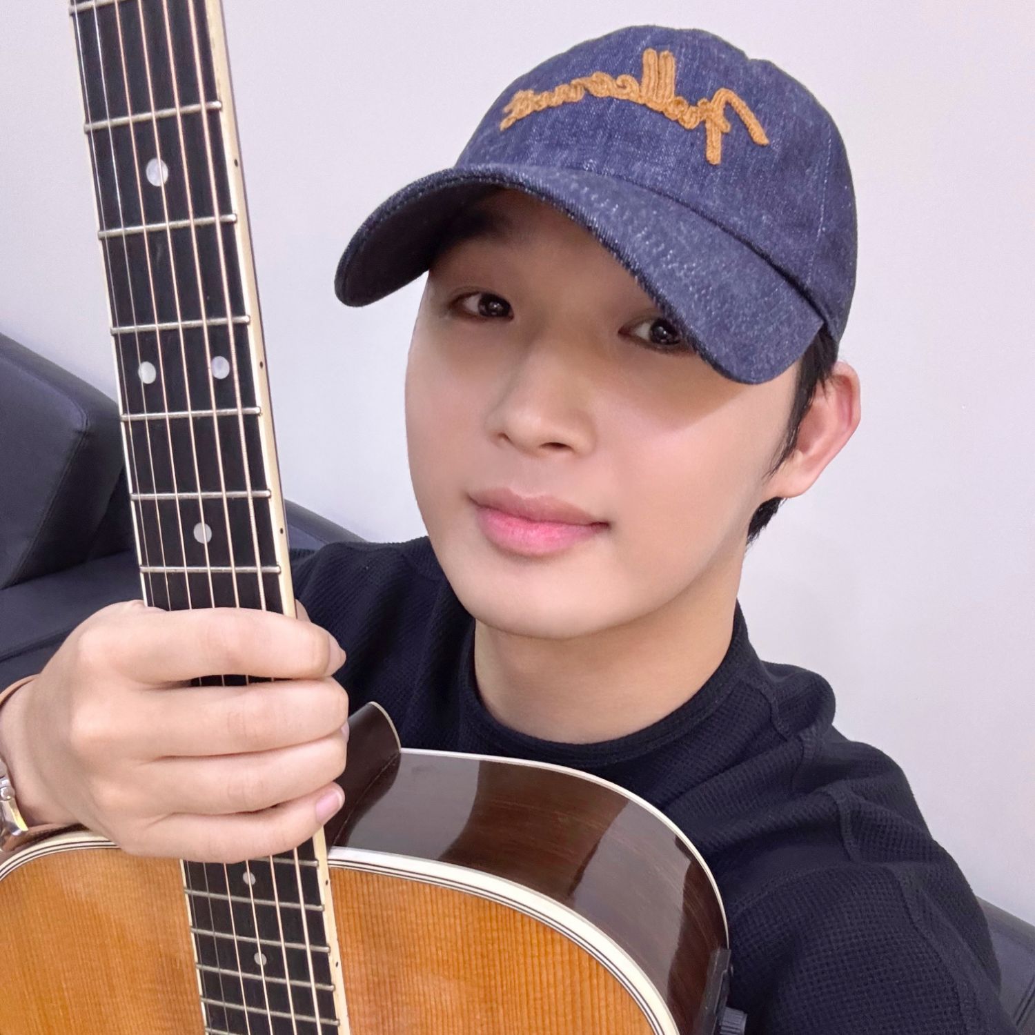 A moment captured by Lim Hyunsik (BTOB)'s fan