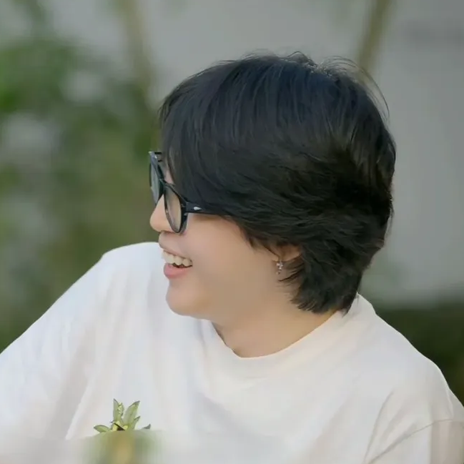 A moment captured by Jimin (BTS)'s fan