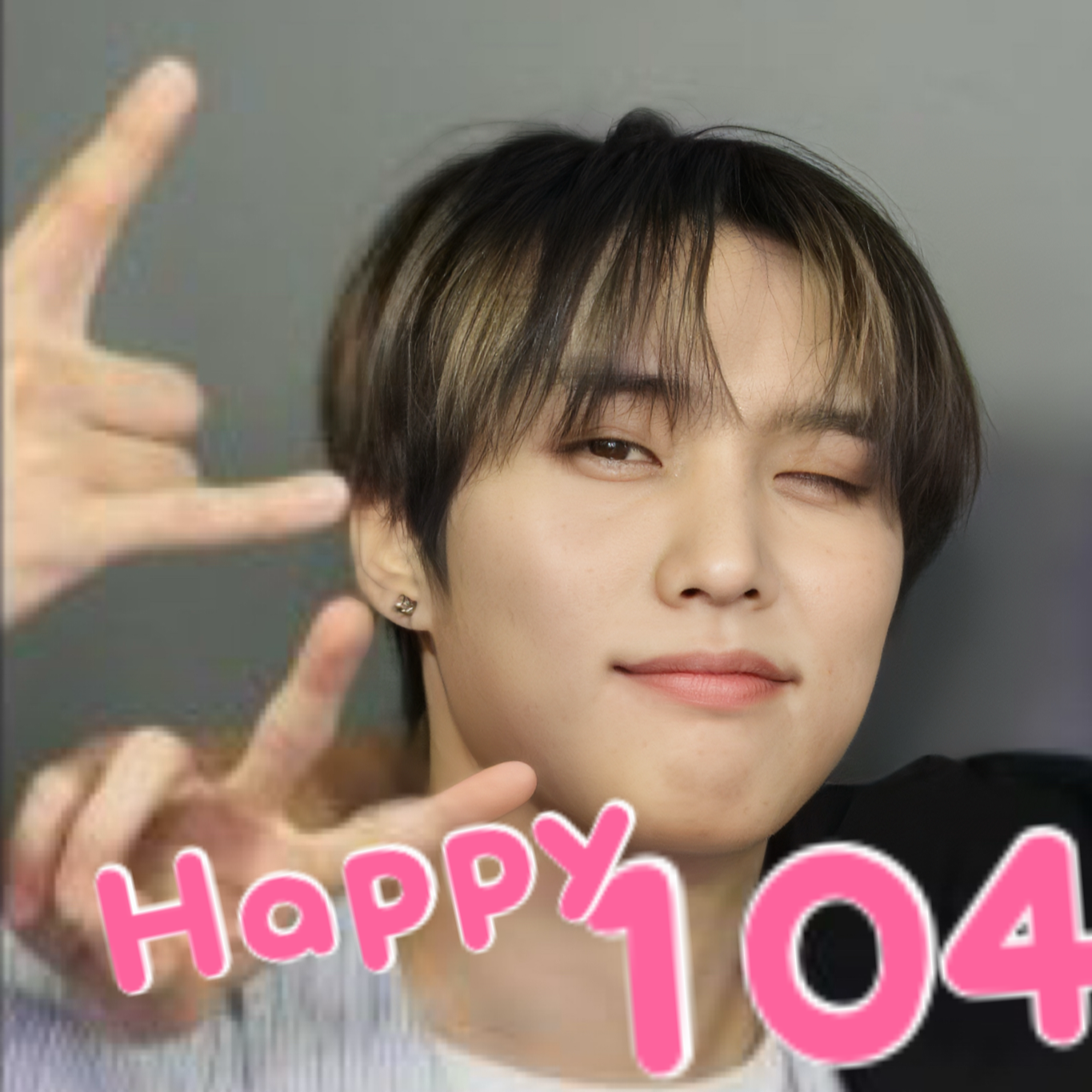 Behind-the-scenes cut of Hyunjae (THE BOYZ)