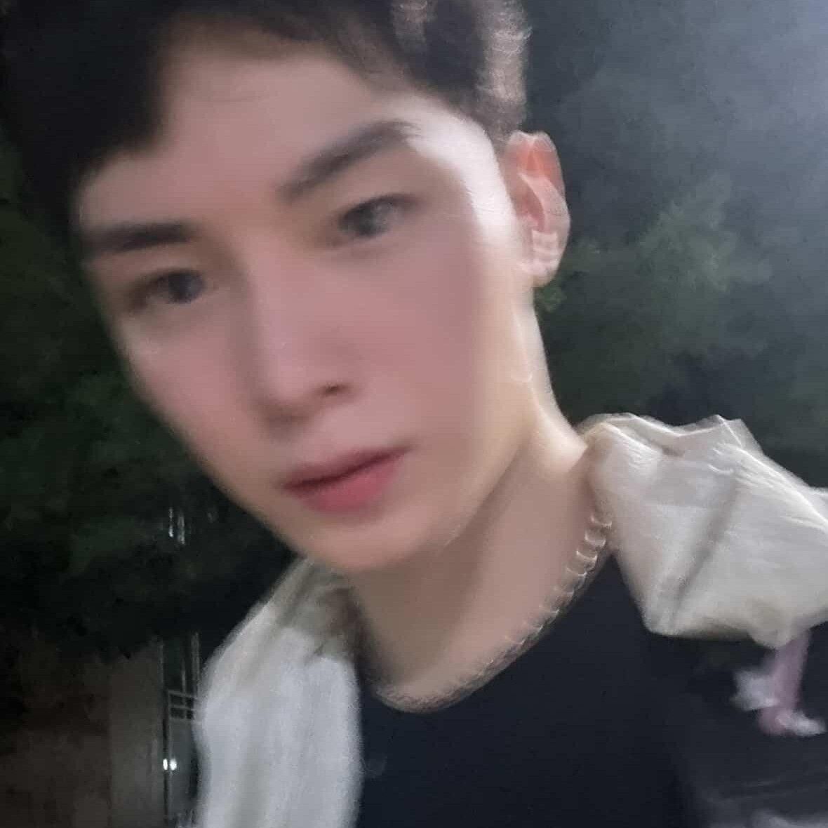 Latest photo of HANGYEOM (OMEGA X)