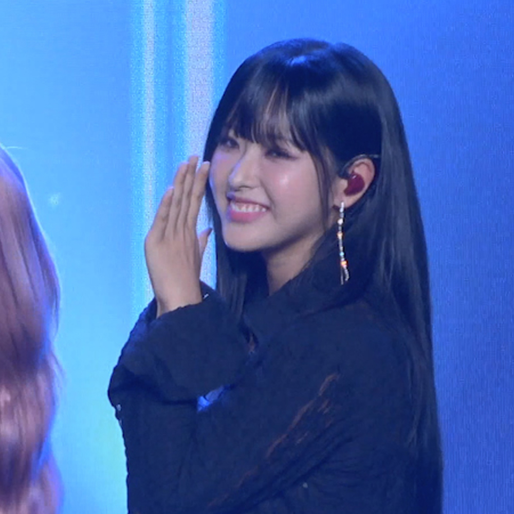 Behind-the-scenes cut of Loossemble