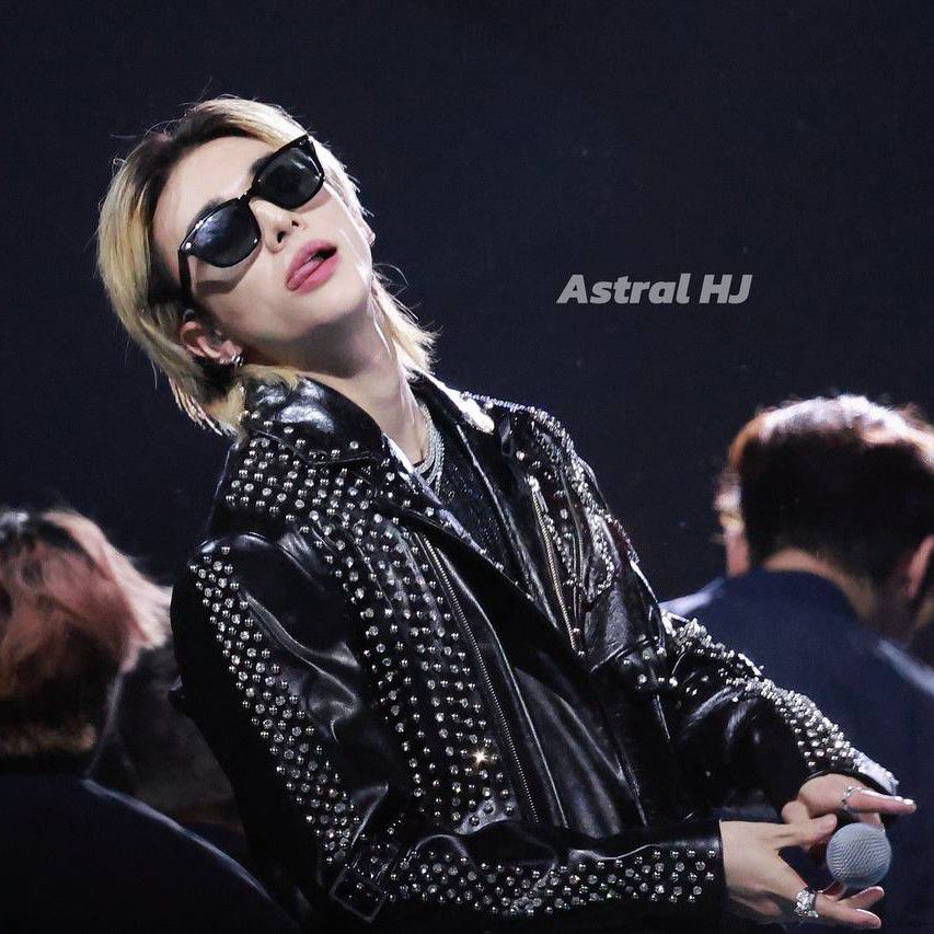 Behind-the-scenes cut of Hyunjin (Stray Kids)