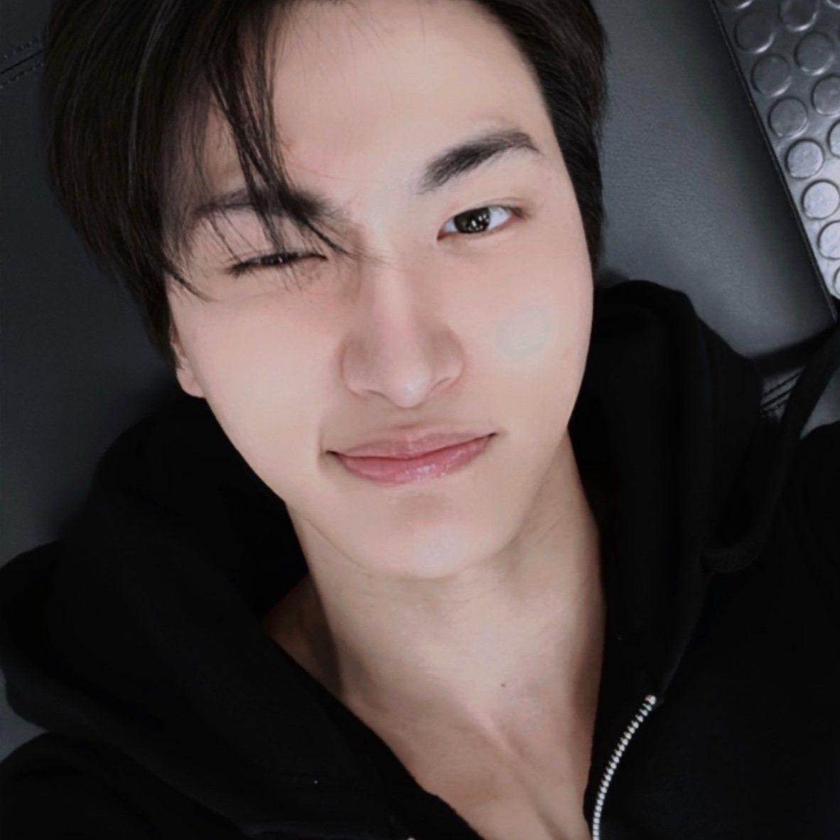 ATEEZの舞台裏ショット