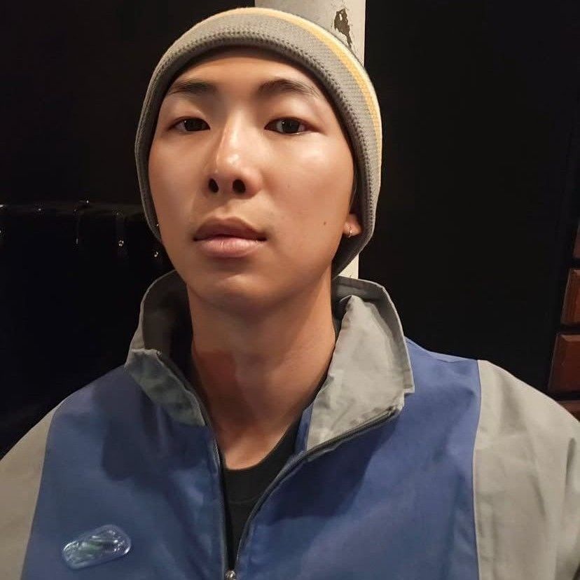 RM (防彈少年團)的最新照片