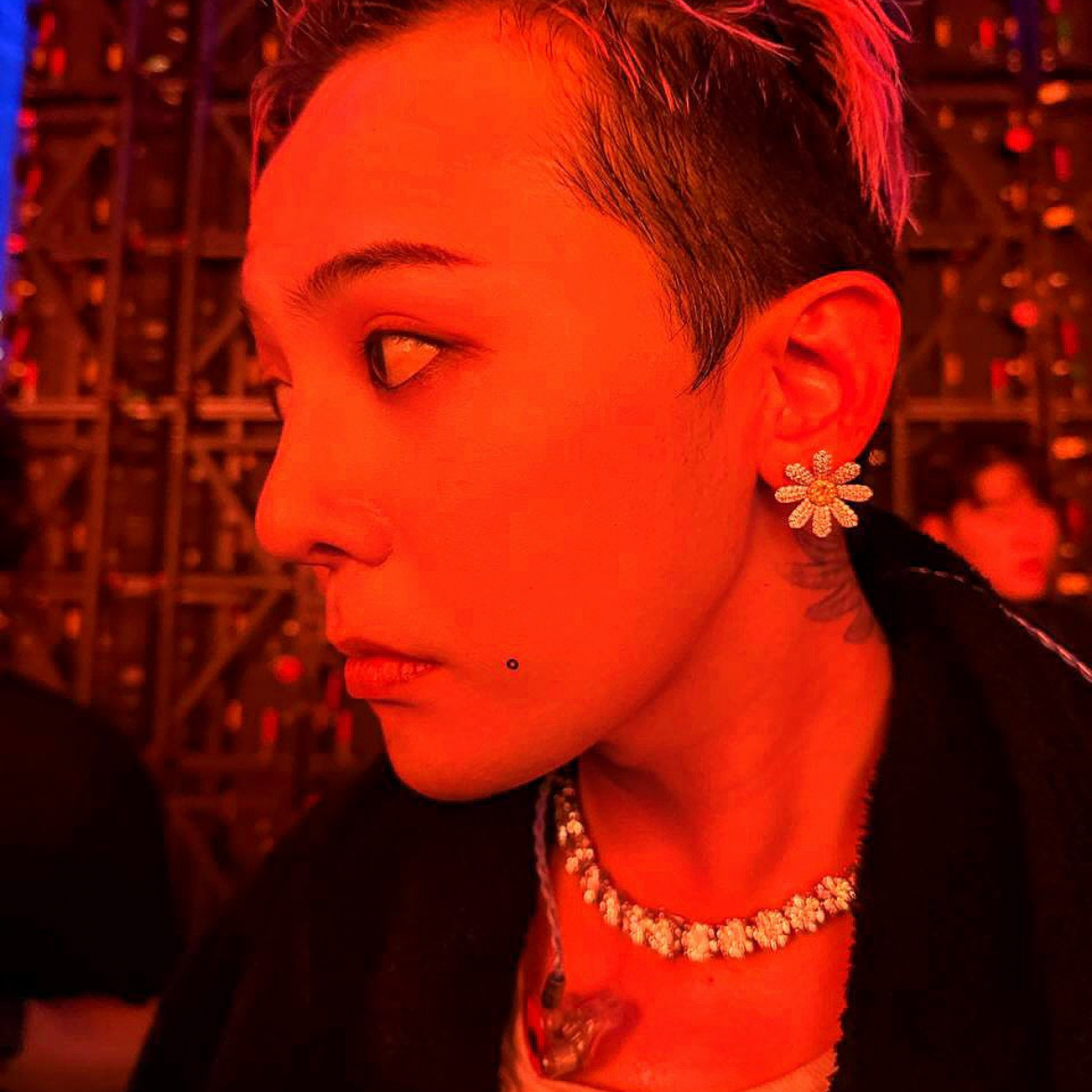 A moment captured by G-DRAGON (BIGBANG)'s fan