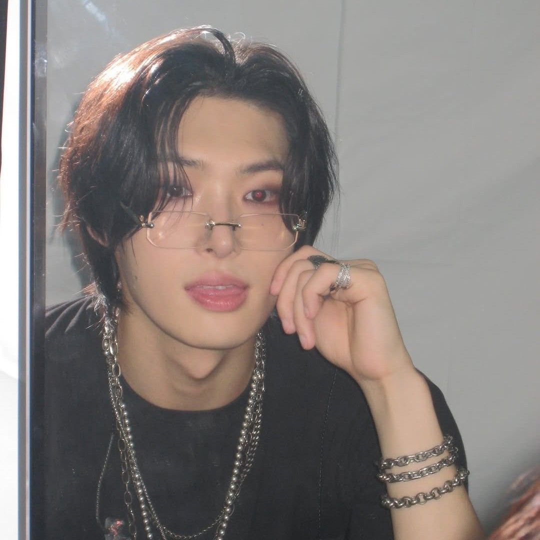 Momen yang diabadikan oleh penggemar Mingi (ATEEZ)