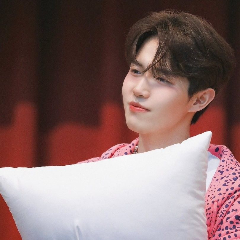 Recent activity shot of Kim Jaehwan