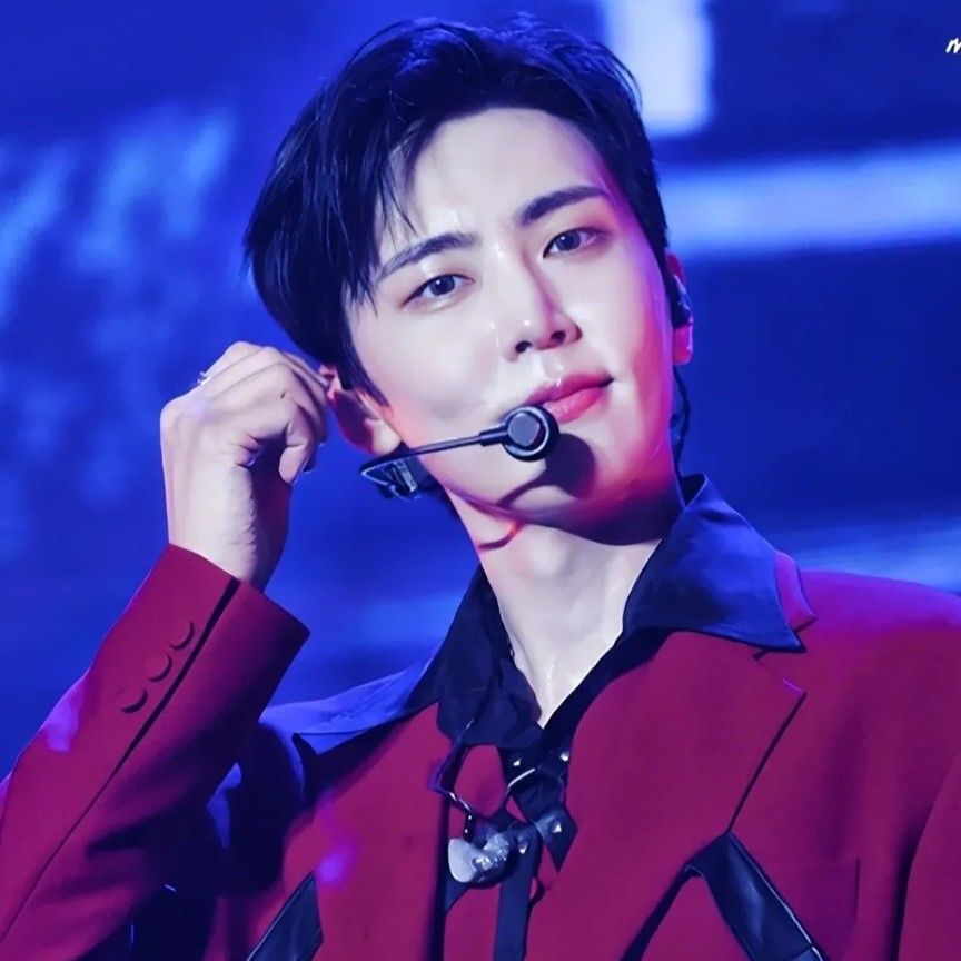 Latest photo of Jaeyoon (SF9)